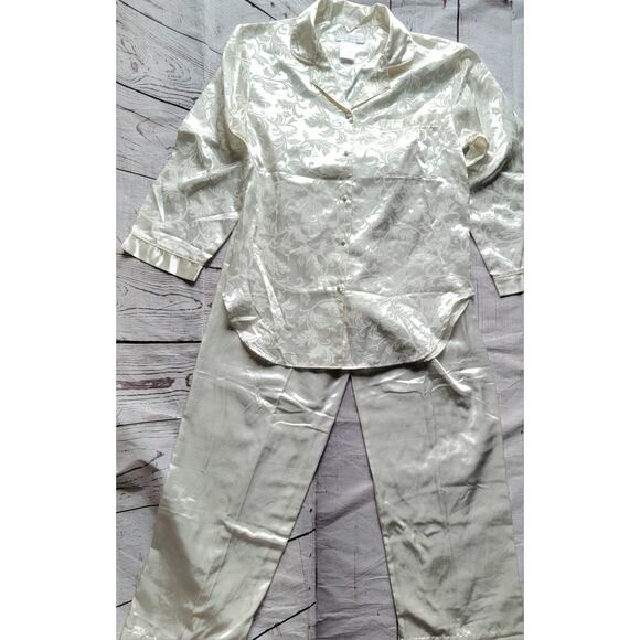 Earth Angles Satin Pajamas 2 Piece Set PJ's Lounge Pants Size Small White - Picture 1 of 8
